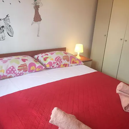 Lägenhet Roko St